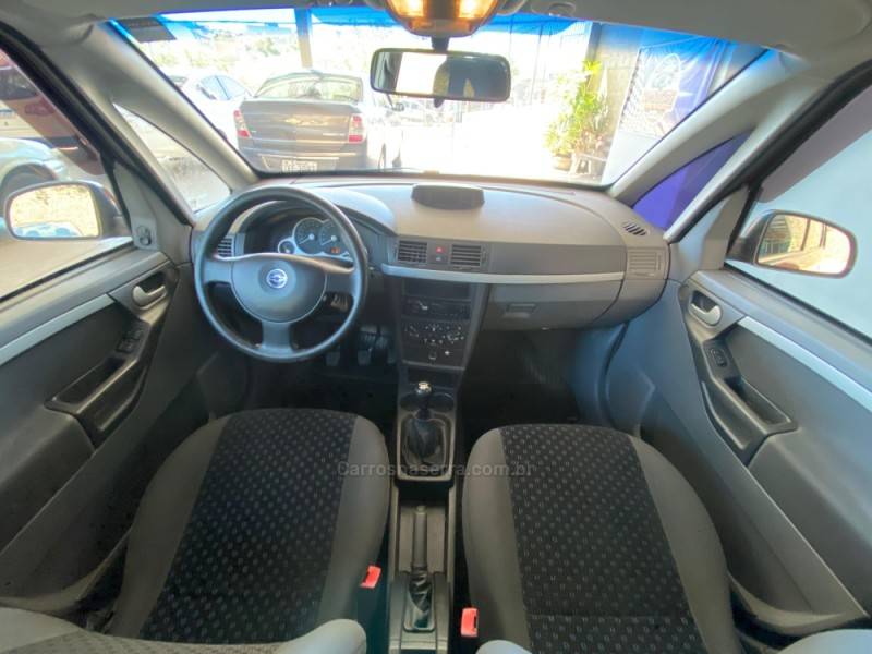 CHEVROLET - MERIVA - 2009/2010 - Vermelha - R$ 29.900,00