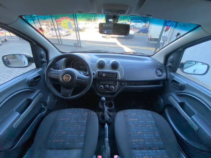 FIAT - UNO - 2012/2013 - Branca - R$ 29.990,00