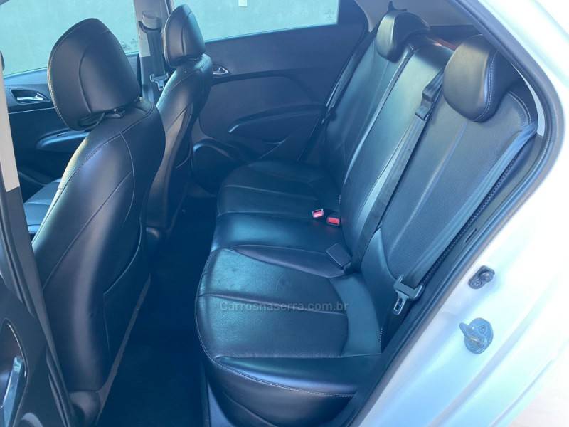HYUNDAI - HB20 - 2014/2015 - Branca - R$ 43.800,00