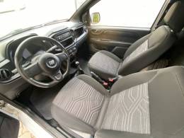 FIAT - FIORINO - 2022/2023 - Branca - R$ 85.600,00