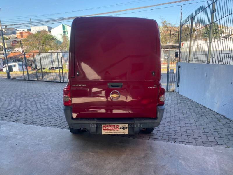 CHEVROLET - MONTANA - 2009/2010 - Vermelha - R$ 31.800,00