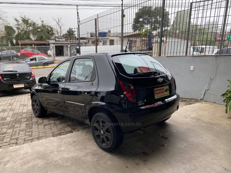 CHEVROLET - CELTA - 2012/2013 - Preta - R$ 31.000,00