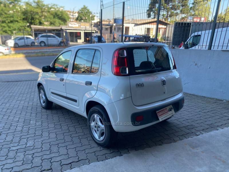 FIAT - UNO - 2012/2013 - Branca - R$ 29.990,00