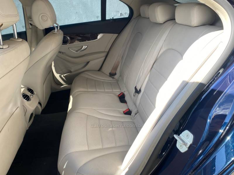 MERCEDES-BENZ - C 180 - 2014/2015 - Azul - Sob Consulta