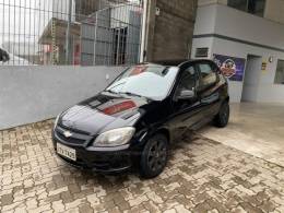 CHEVROLET - CELTA - 2012/2013 - Preta - R$ 31.000,00