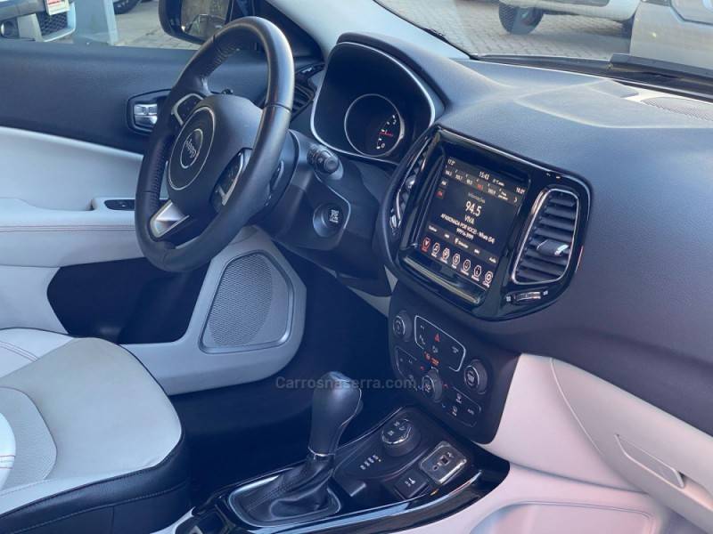 JEEP - COMPASS - 2020/2021 - Branca - R$ 137.800,00