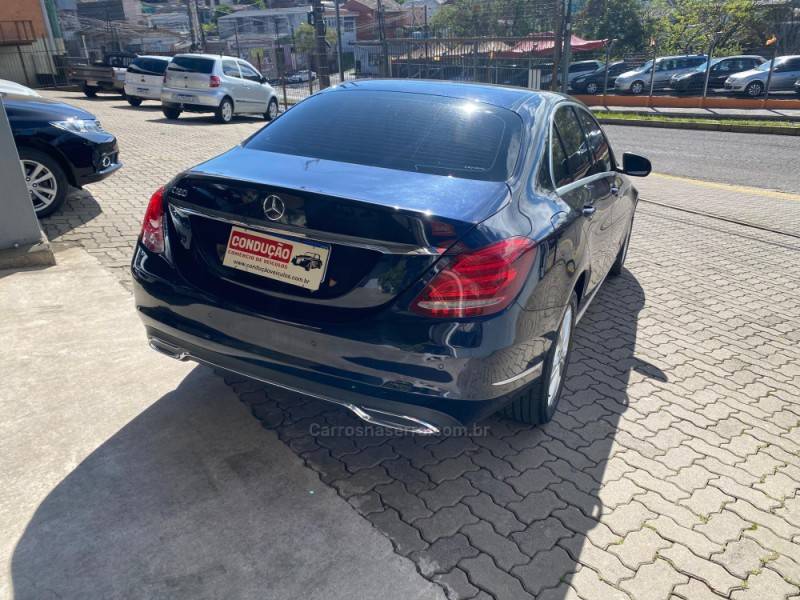 MERCEDES-BENZ - C 180 - 2014/2015 - Azul - Sob Consulta