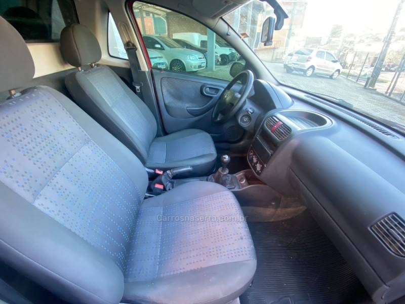 CHEVROLET - MONTANA - 2009/2010 - Vermelha - R$ 31.800,00