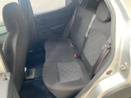 RENAULT - KWID - 2017/2018 - Prata - R$ 38.700,00