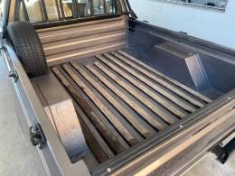 FORD - PAMPA - 1994/1995 - Bege - R$ 23.400,00