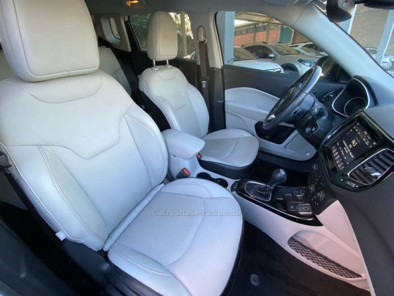 JEEP - COMPASS - 2020/2021 - Branca - R$ 137.800,00