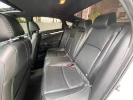 HONDA - CIVIC - 2017/2017 - Branca - R$ 128.000,00