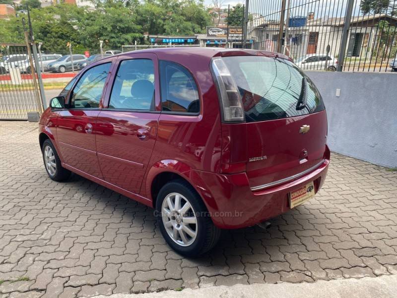CHEVROLET - MERIVA - 2008/2009 - Vermelha - R$ 29.600,00