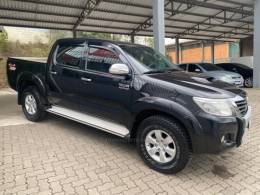 TOYOTA - HILUX - 2013/2013 - Preta - R$ 135.000,00