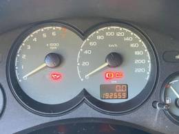 CHEVROLET - CLASSIC - 2006/2006 - Prata - R$ 15.700,00