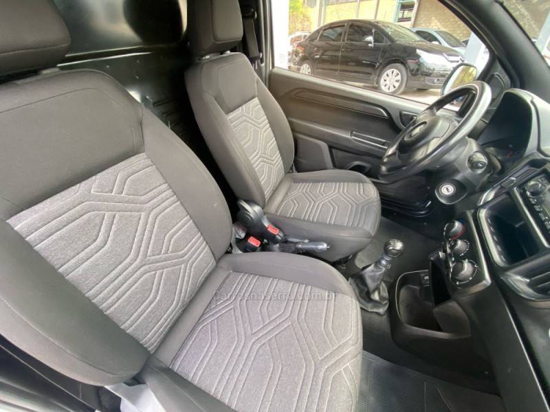 FIAT - FIORINO - 2022/2023 - Branca - R$ 85.600,00