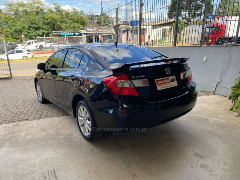 HONDA - CIVIC - 2012/2013 - Preta - R$ 63.800,00