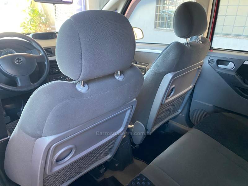 CHEVROLET - MERIVA - 2009/2010 - Vermelha - R$ 29.900,00