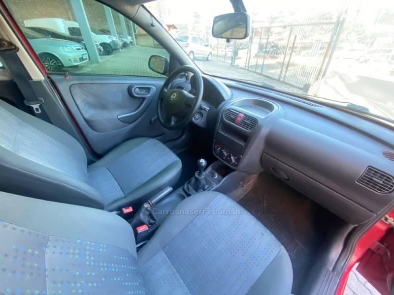 CHEVROLET - MONTANA - 2009/2010 - Vermelha - R$ 31.800,00