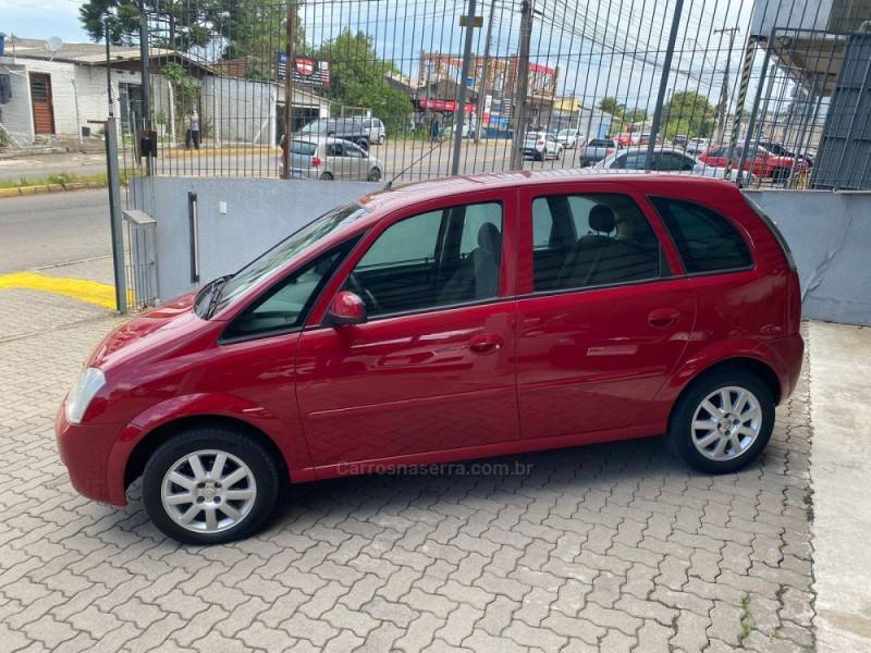 CHEVROLET - MERIVA - 2008/2009 - Vermelha - R$ 29.600,00