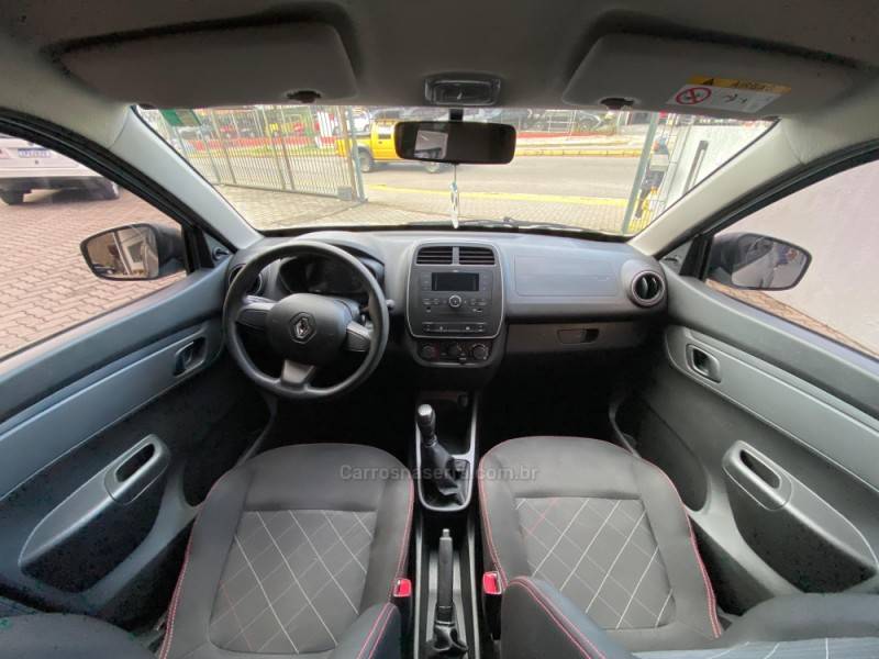 RENAULT - KWID - 2017/2018 - Prata - R$ 38.700,00