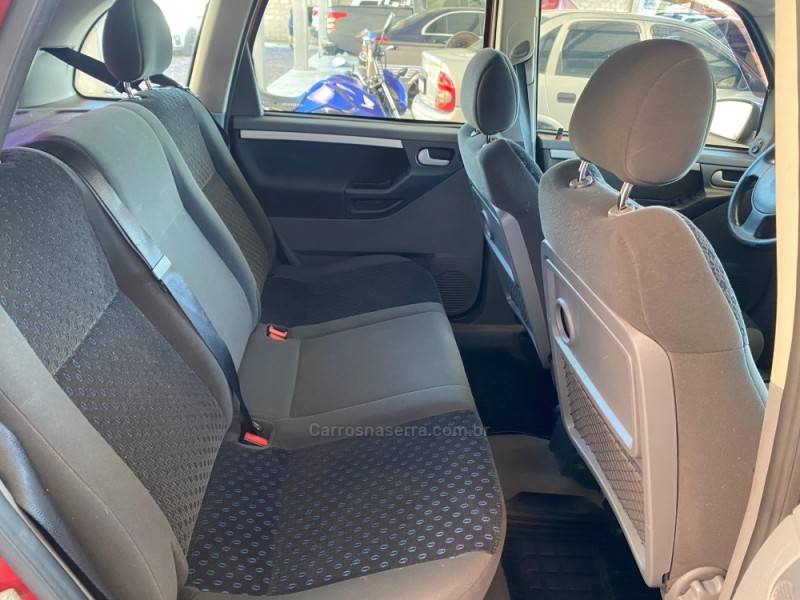 CHEVROLET - MERIVA - 2009/2010 - Vermelha - R$ 29.900,00