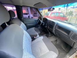 CHEVROLET - S10 - 2004/2004 - Prata - R$ 60.000,00