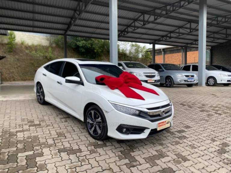 HONDA - CIVIC - 2017/2017 - Branca - R$ 128.000,00