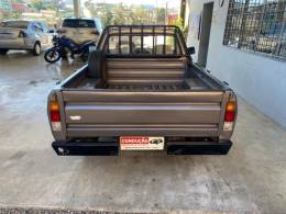 FORD - PAMPA - 1994/1995 - Bege - R$ 23.400,00
