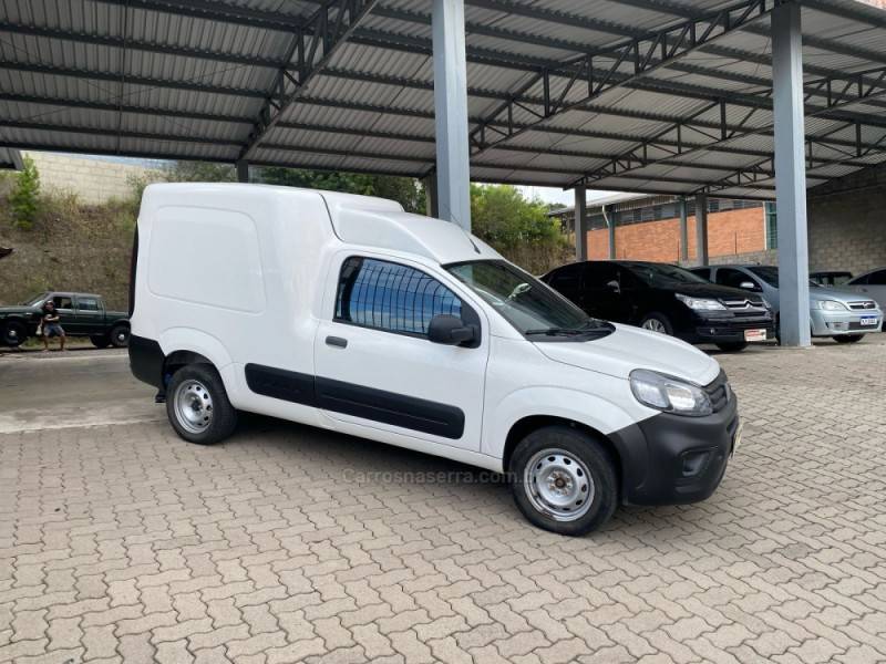 FIAT - FIORINO - 2022/2023 - Branca - R$ 85.600,00