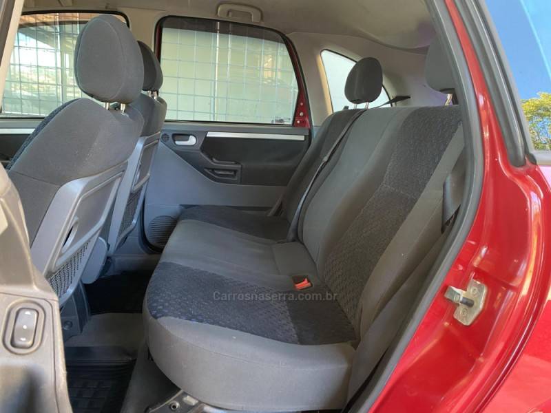 CHEVROLET - MERIVA - 2009/2010 - Vermelha - R$ 29.900,00
