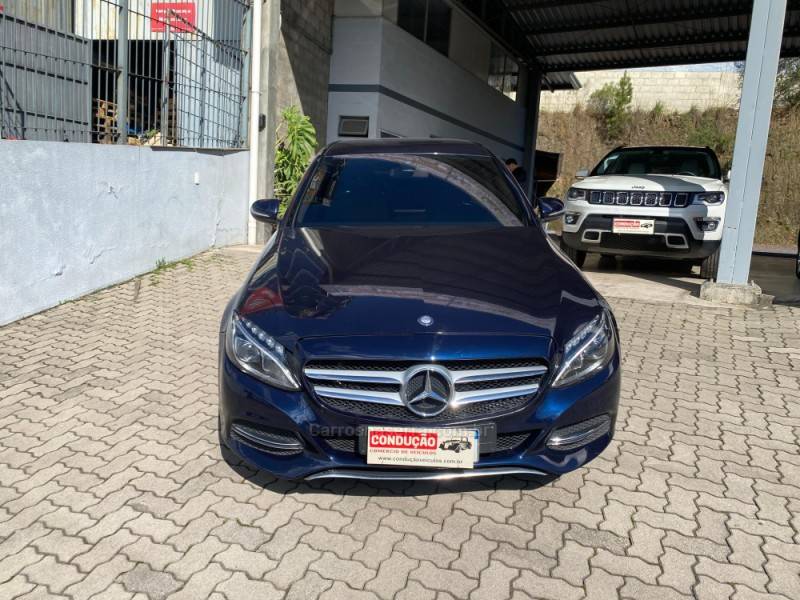 MERCEDES-BENZ - C 180 - 2014/2015 - Azul - Sob Consulta