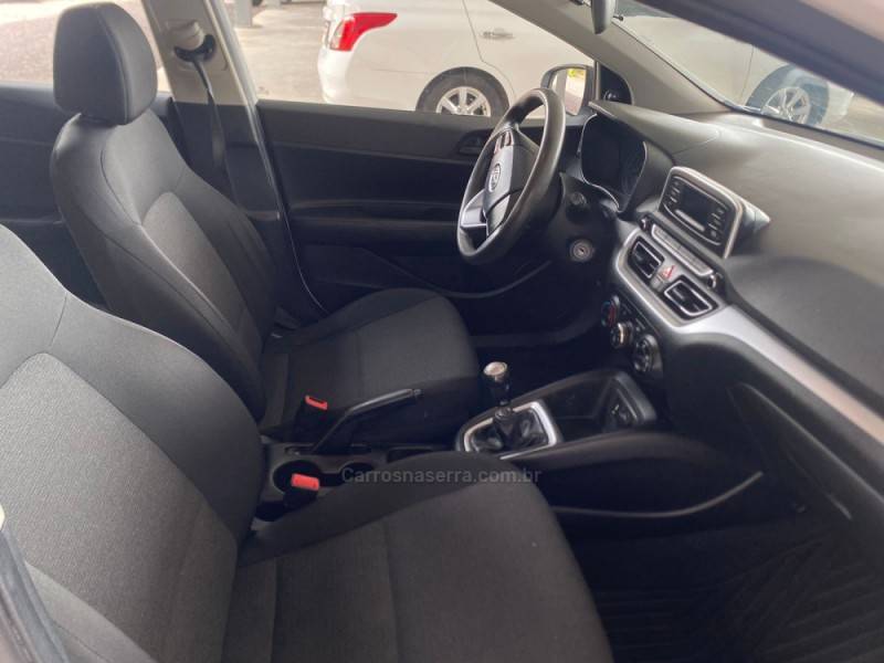 HYUNDAI - HB20 - 2019/2020 - Branca - R$ 54.800,00