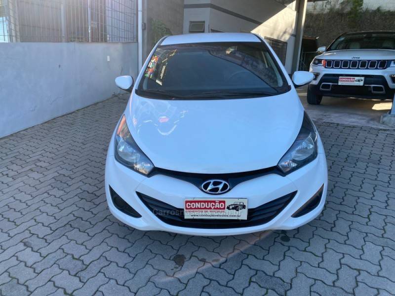 HYUNDAI - HB20 - 2014/2015 - Branca - R$ 43.800,00