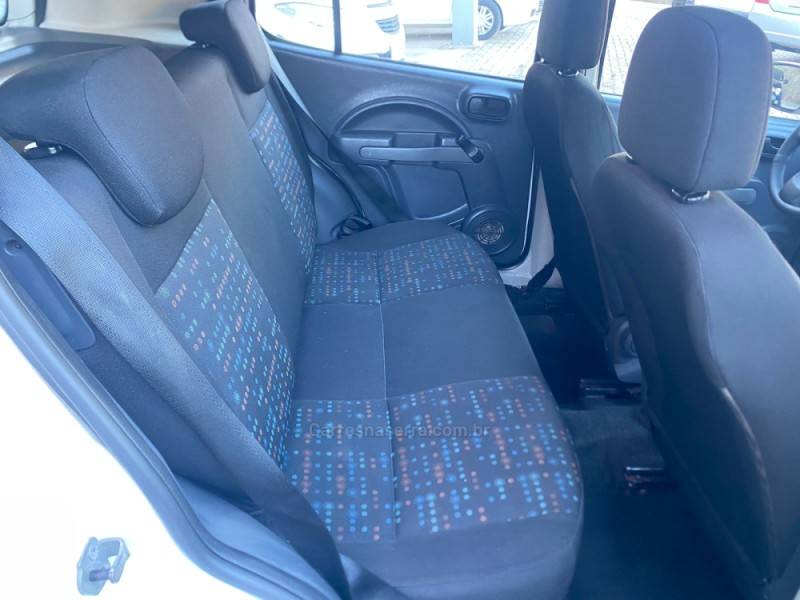 FIAT - UNO - 2012/2013 - Branca - R$ 29.990,00