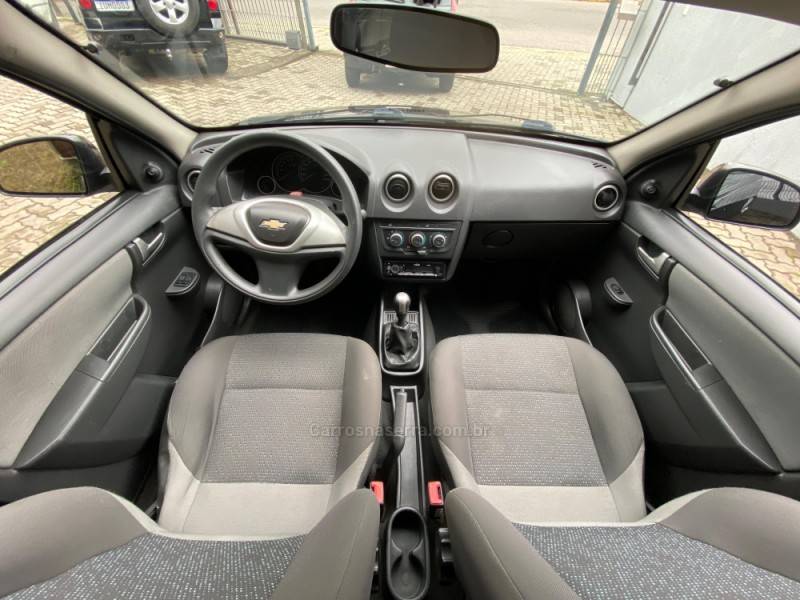 CHEVROLET - CELTA - 2012/2013 - Preta - R$ 31.000,00