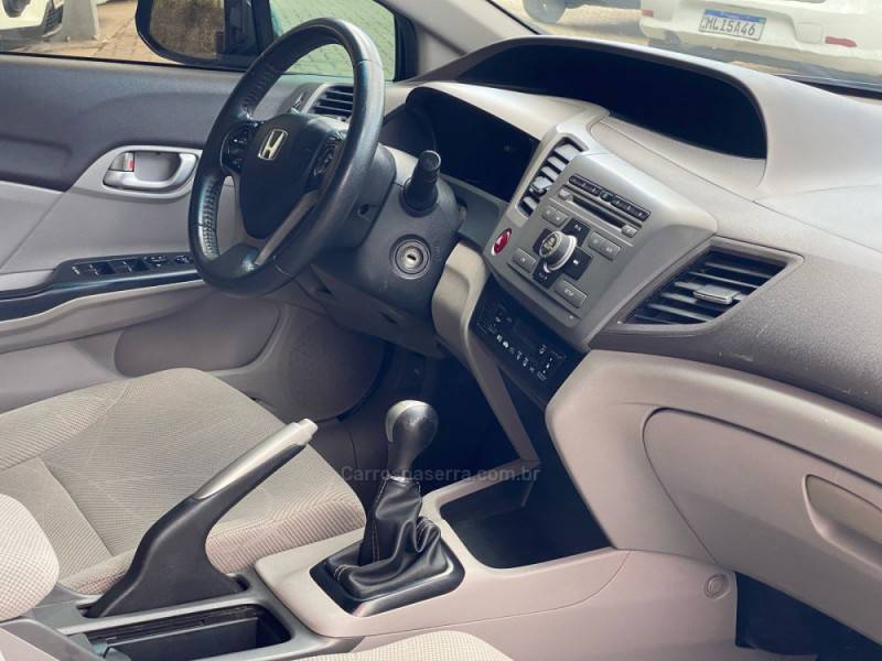 HONDA - CIVIC - 2012/2013 - Preta - R$ 63.800,00