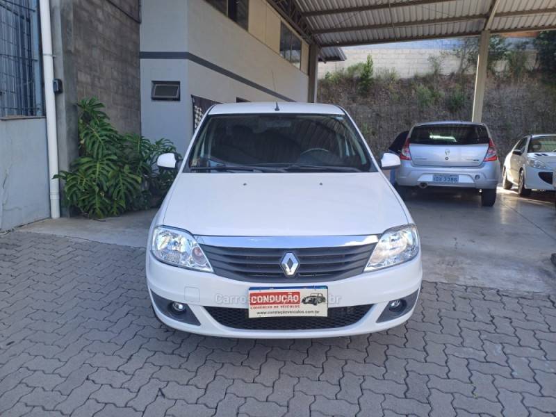 RENAULT - LOGAN - 2013/2013 - Branca - R$ 29.400,00