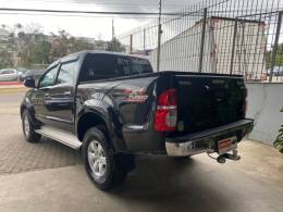 TOYOTA - HILUX - 2013/2013 - Preta - R$ 135.000,00