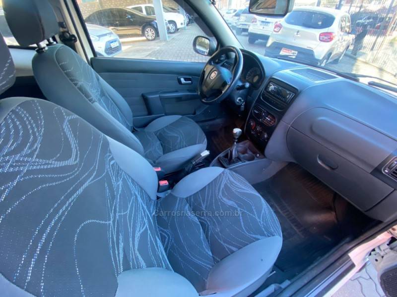 FIAT - STRADA - 2012/2013 - Branca - R$ 53.900,00